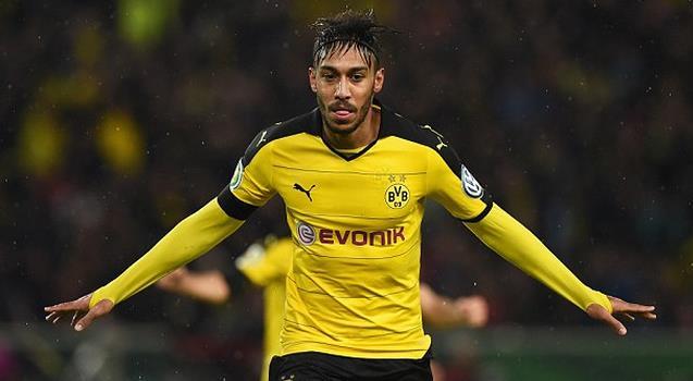  多特蒙德边锋突破能力出众，单骑闯关上演千里走单骑  